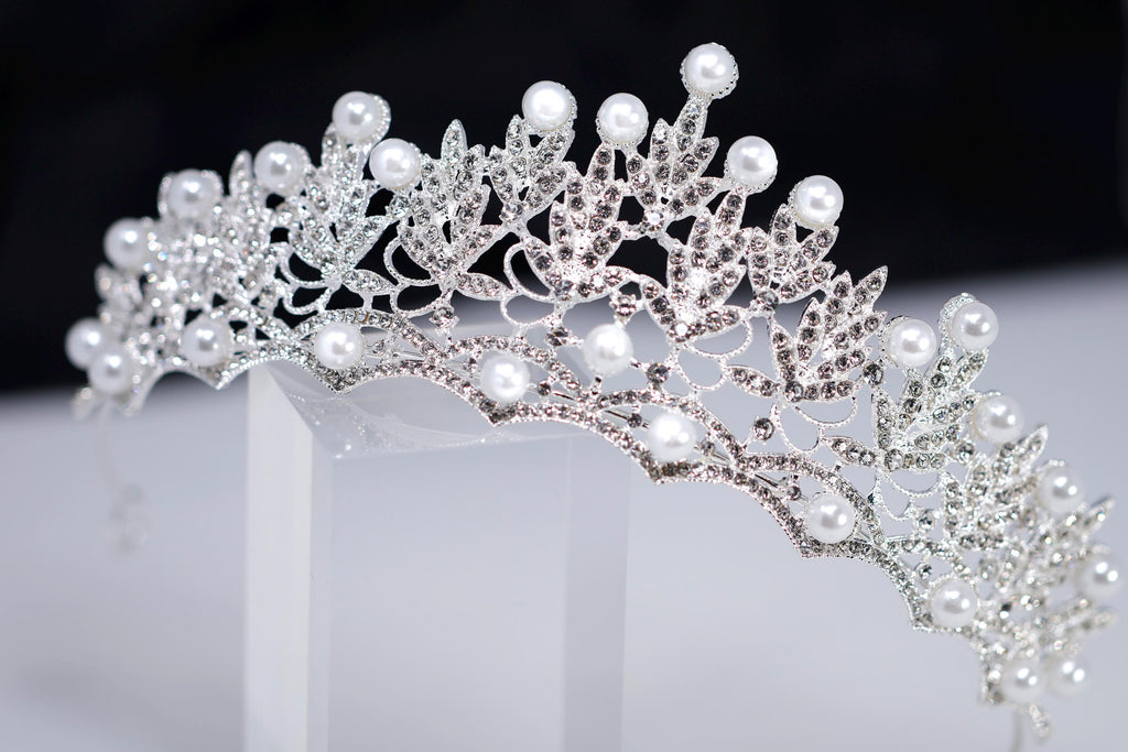Luxury Crystals Pearl Crest Tiara Floral Leaves Queen Tiara , Bridal Crown, Crystal Wedding, Crystal Wedding Crown, Tiara Bride