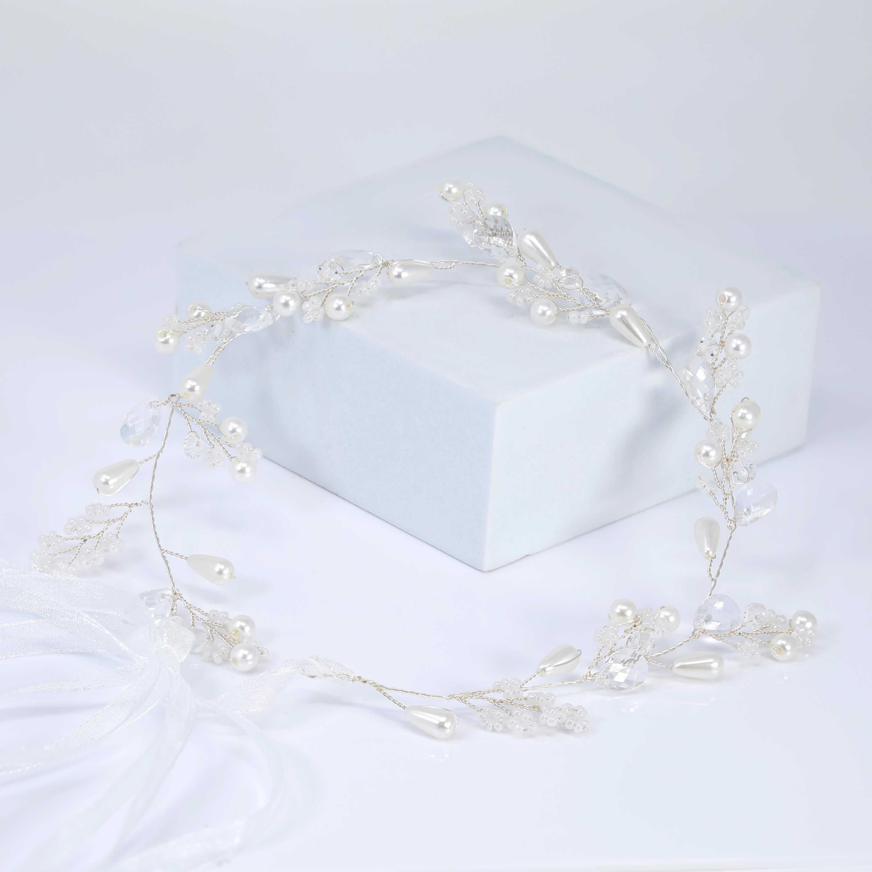 Ivory Willow Halo Faux Pearl And Crystals White Flower Pearl Bridal Headband, Bridal Hair Vine, Delicate Headband, Hair accessories.