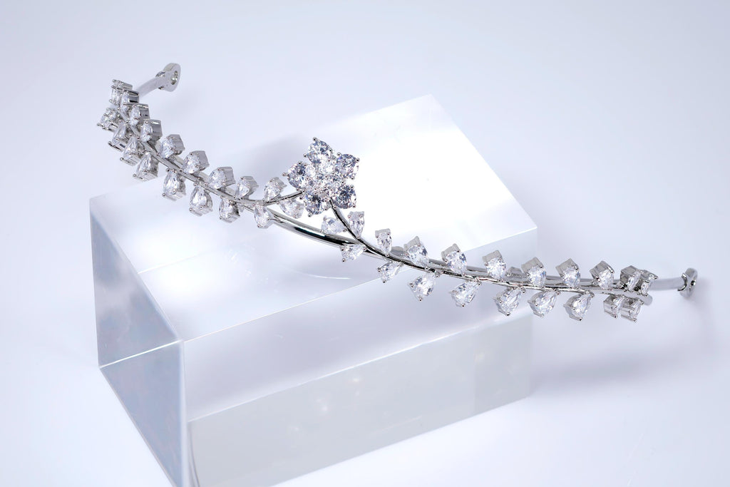 Cubic Zirconia Dainty Flower Surrounding Leaves Tiara, bridal Hair Accessories, crown crystal wedding Tiara For Bun Hairstyle.