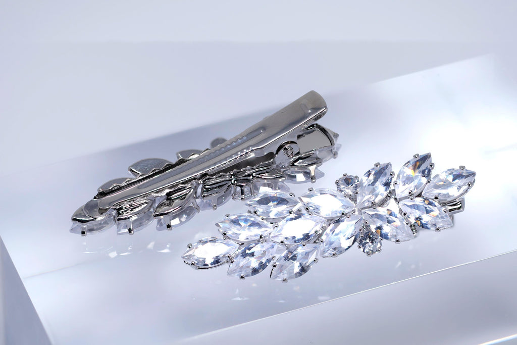 Set Of 2 Luxe Leaves Bridal Hair Clip, Bridesmaid Gift, Wedding Hair Accessory.