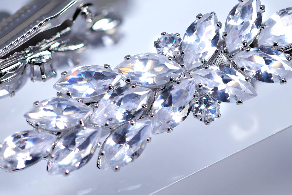 Set Of 2 Luxe Leaves Bridal Hair Clip, Bridesmaid Gift, Wedding Hair Accessory.