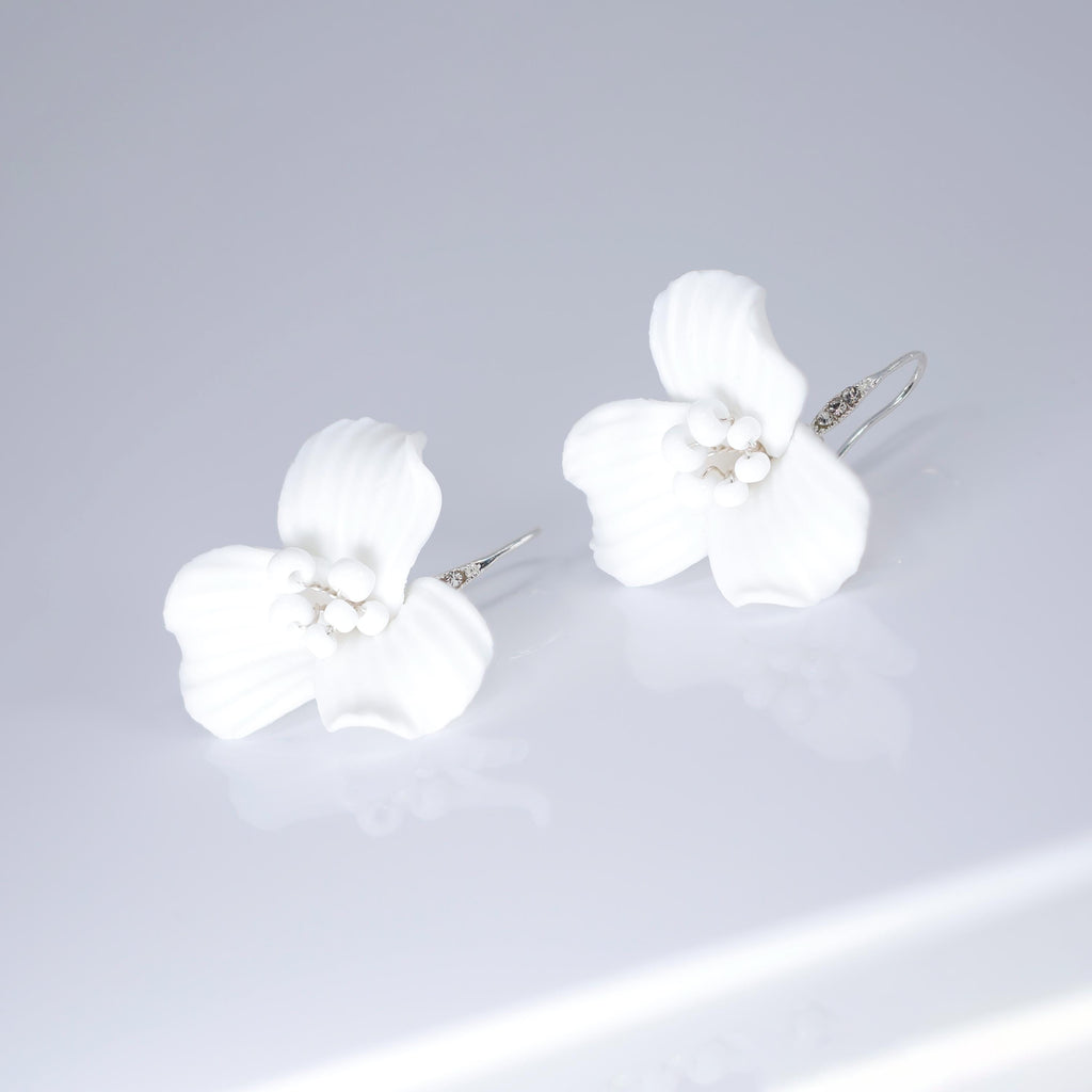 White Flower Lily Bloom Earrings, Long Bridal Jewelry Bridal Earrings Crystal Bridal Earrings Statement Earrings Cz