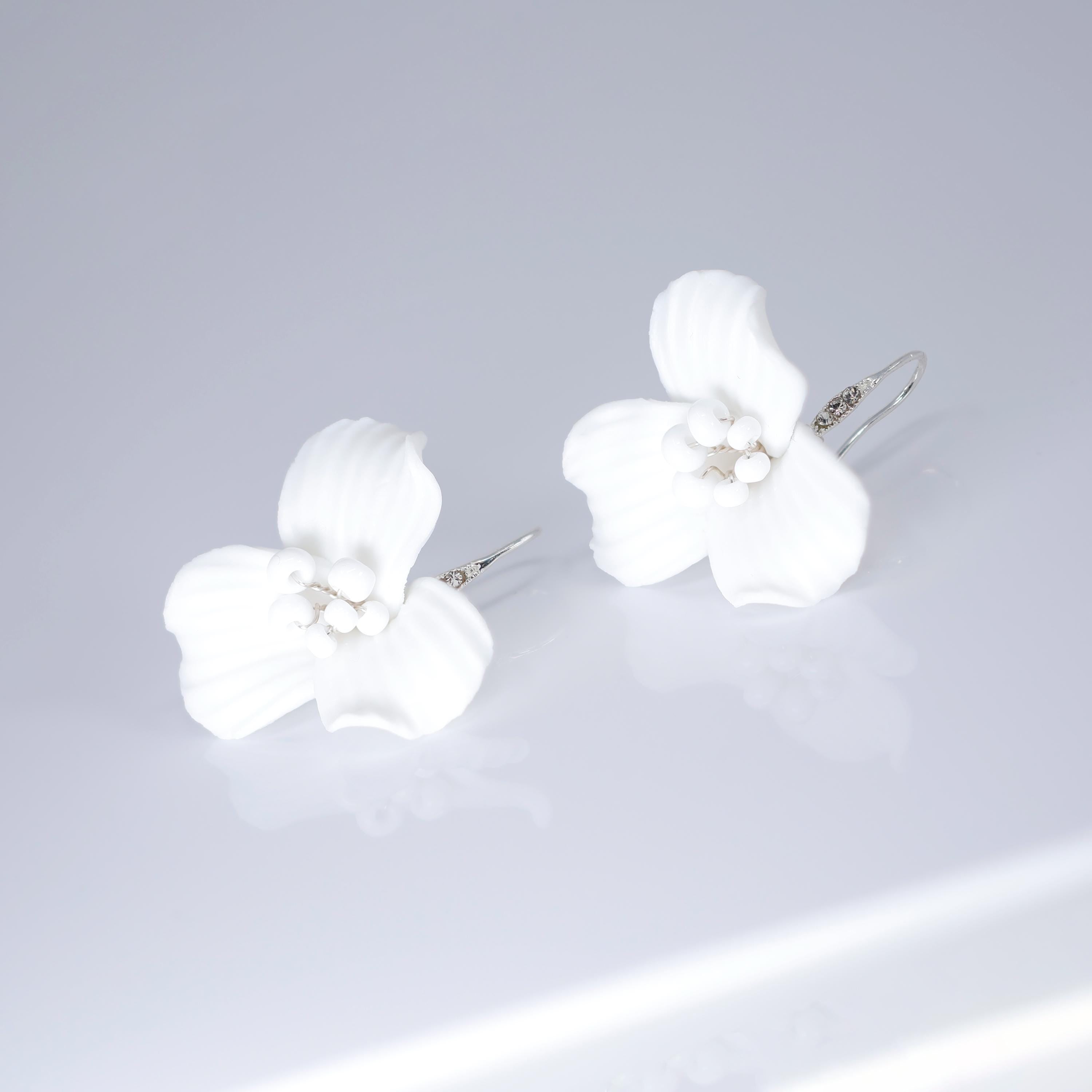 White Flower Lily Bloom Earrings, Long Bridal Jewelry Bridal Earrings Crystal Bridal Earrings Statement Earrings Cz