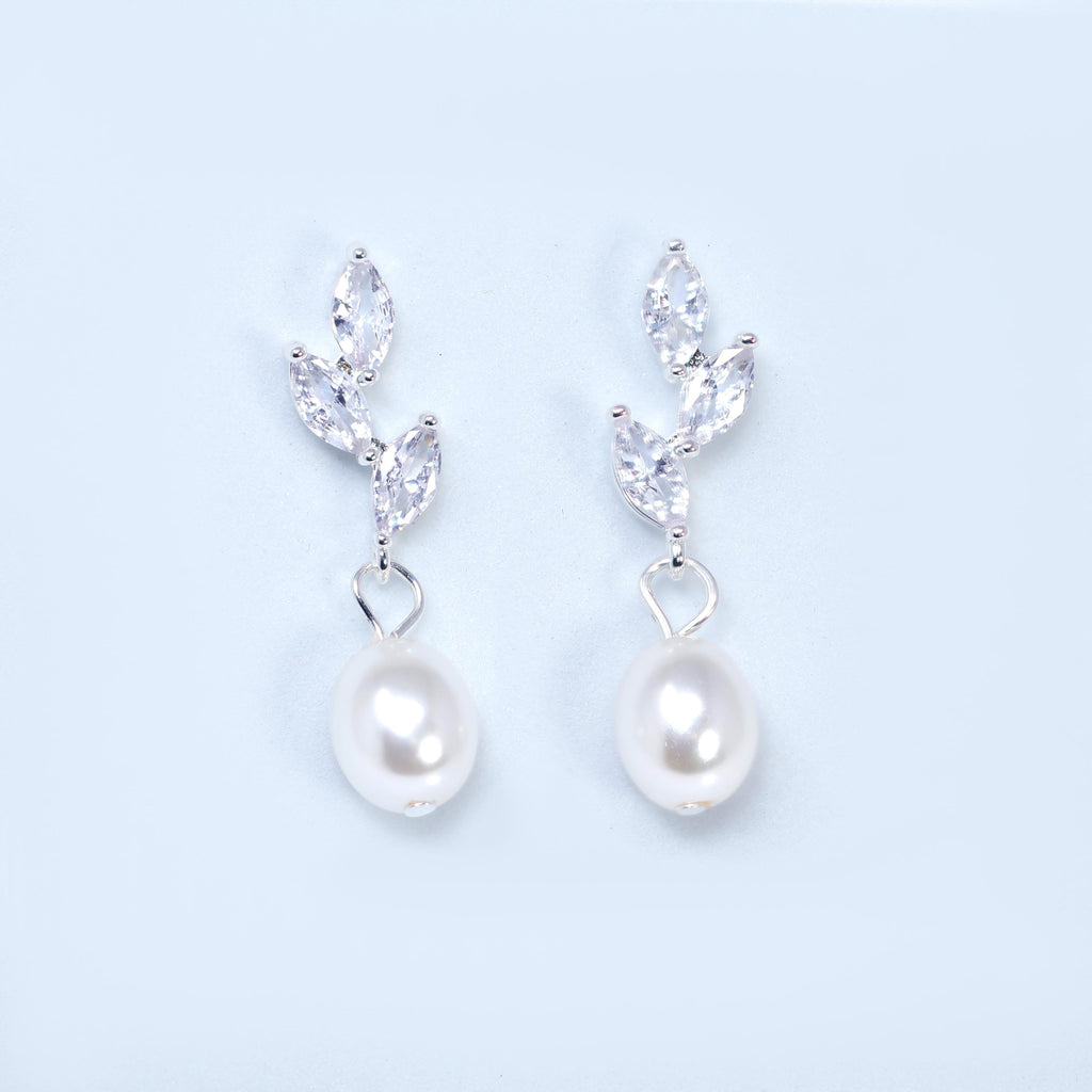 14k Gold Cubic Zirconia First light White Pearl Dew drop Dainty Earrings, Bridal Jewelry, Minimalist Earring, Crystal Statement Earrings Cz