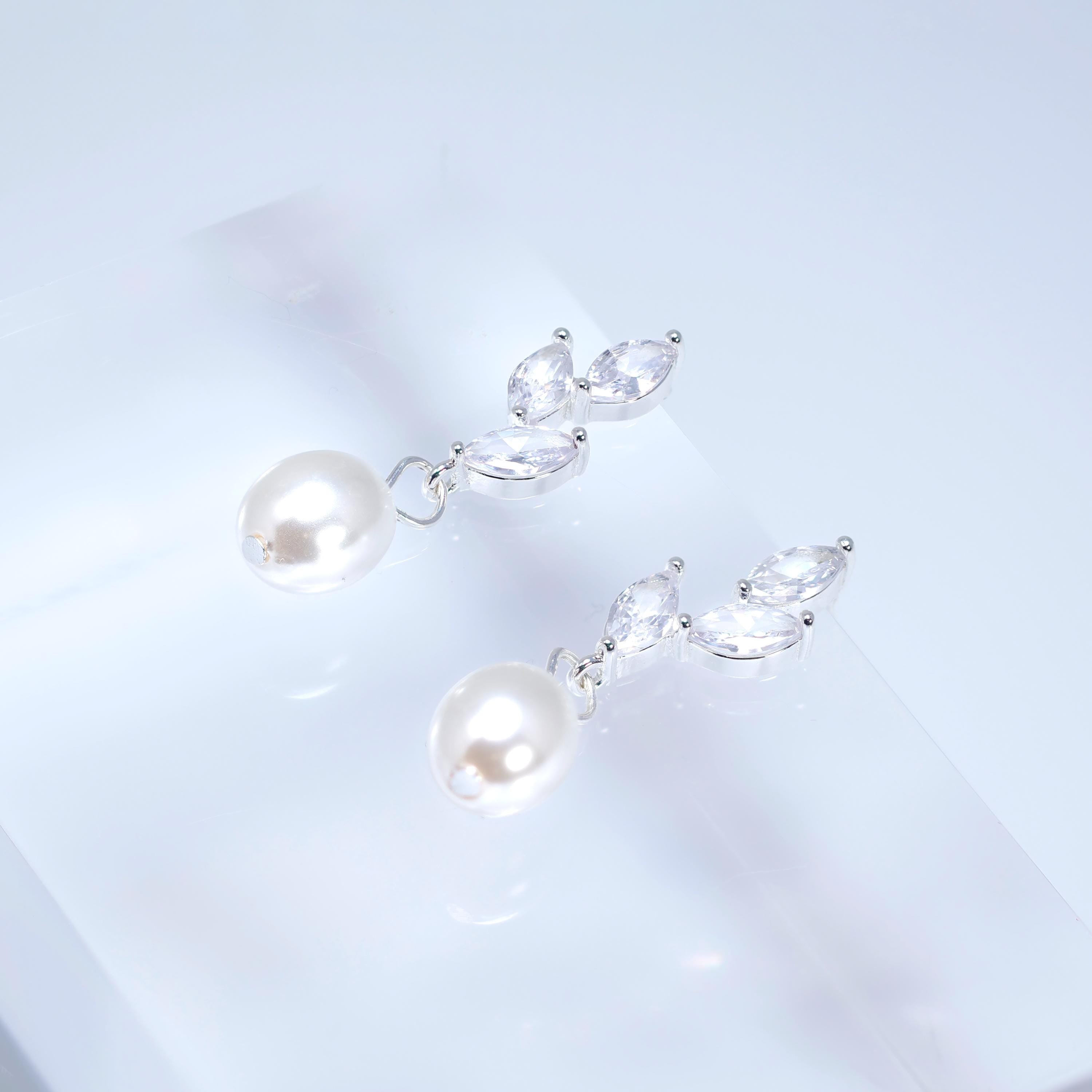 14k Gold Cubic Zirconia First light White Pearl Dew drop Dainty Earrings, Bridal Jewelry, Minimalist Earring, Crystal Statement Earrings Cz