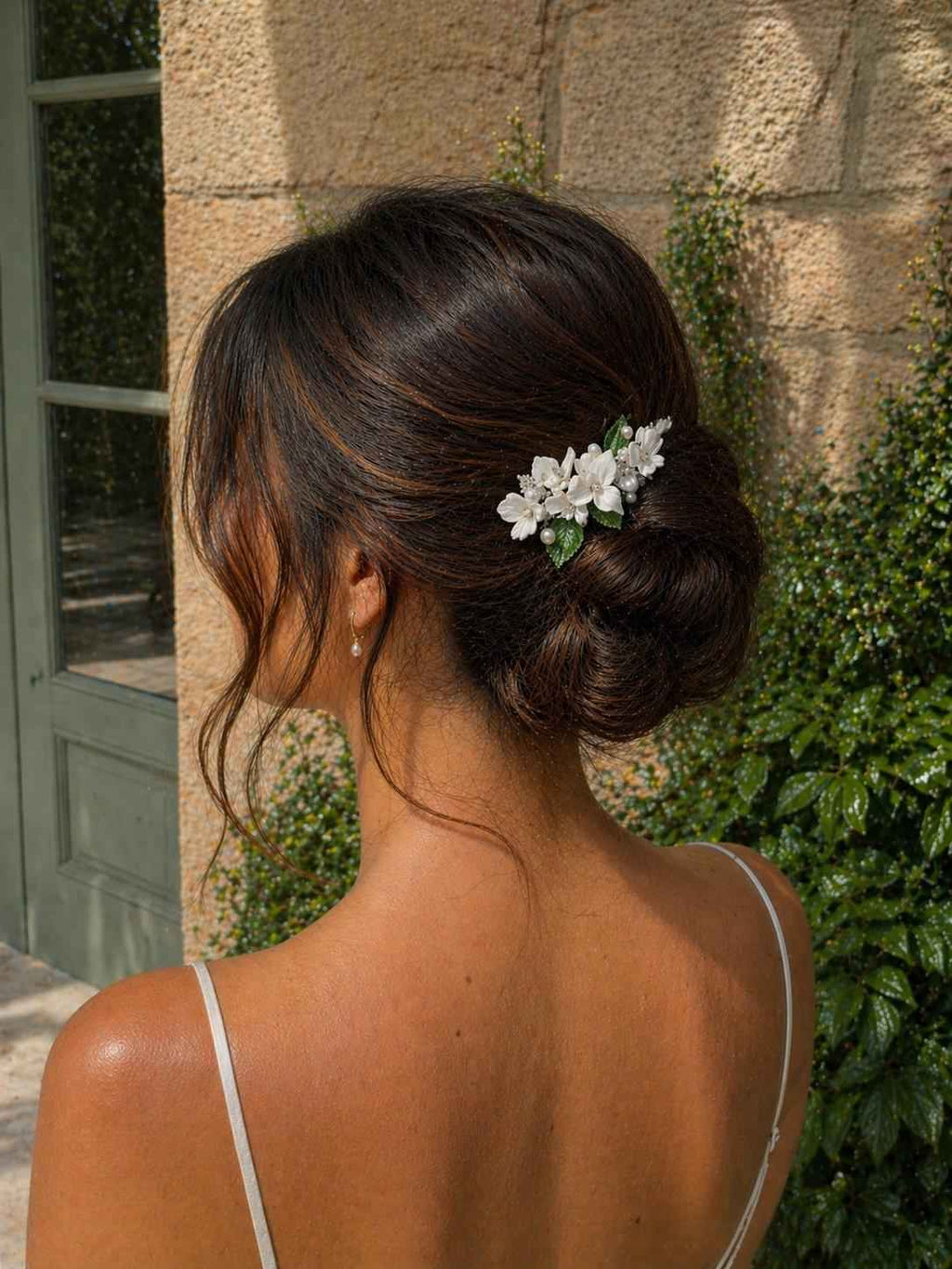 Porcelain White flower Freshwater Pearl Garden Lily Hair Comb, Bridal Hair piece, Wedding Hair Accessory.