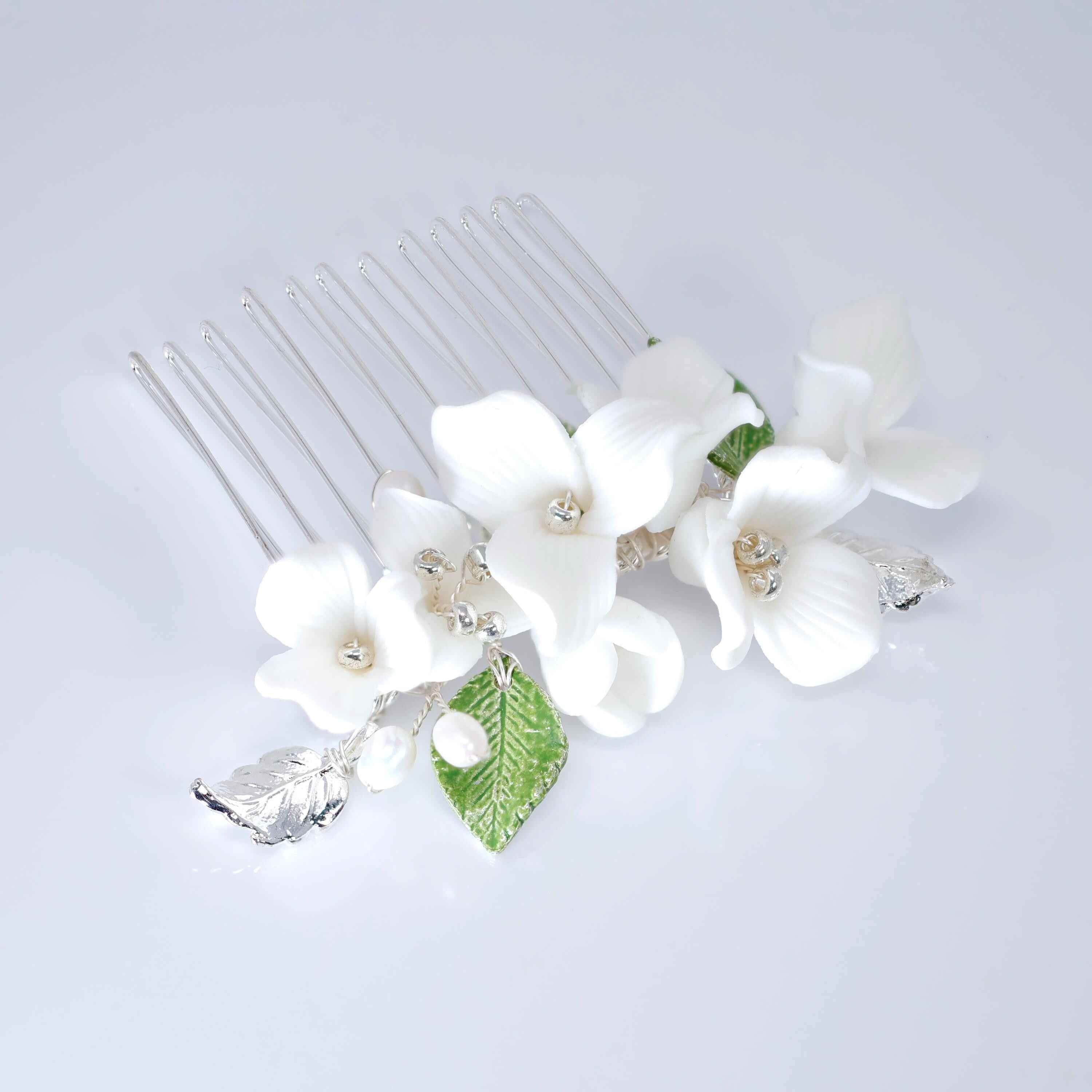 Porcelain White flower Freshwater Pearl Garden Lily Hair Comb, Bridal Hair piece, Wedding Hair Accessory.