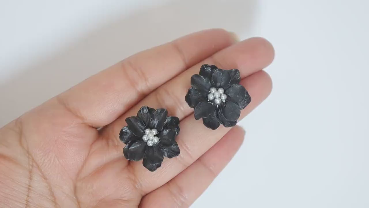 Black Flower Pearl Earrings, Bridal Jewelry, Bridal Stud Earrings, Bridal Earrings, Statement Earrings, Bridesmaid Earring.