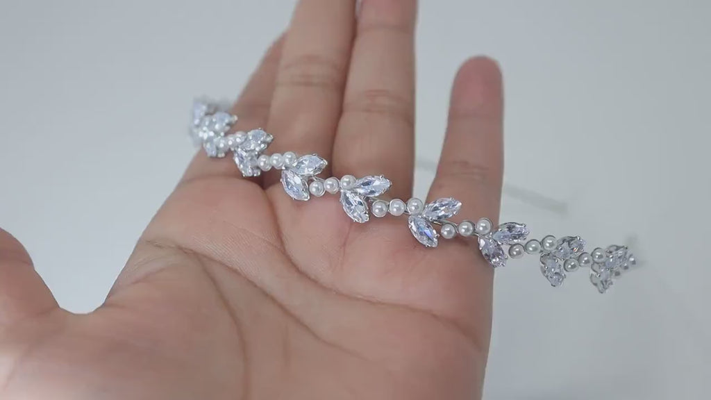 Elegant Blooming Vine Leaves And Pearl Headband, Bridal Hair Vine, Delicate Headband, Hair Accessories.
