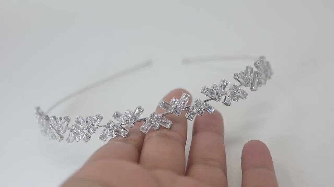 Sparkling Geometric Swarovski Crystal Headband Bridal Hair Vine, Rhinestone Headband, Delicate Headband, Hair accessories.