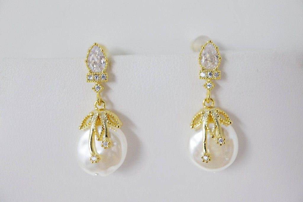 14K Gold, Pearl , Crystal, Diamond Bridal Earrings, Statement Earrings, Drop Earrings, Bridal Jewelry, wedding Earring.