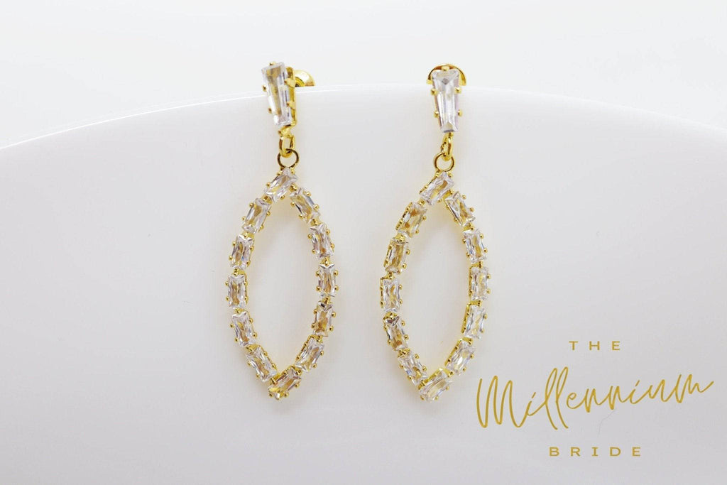 Cubic Zirconia Diamond Leaf Drop Earrings, Long Bridal Jewelry, Bridal Earrings, Crystal Bridal Earrings, Statement Earrings Cz
