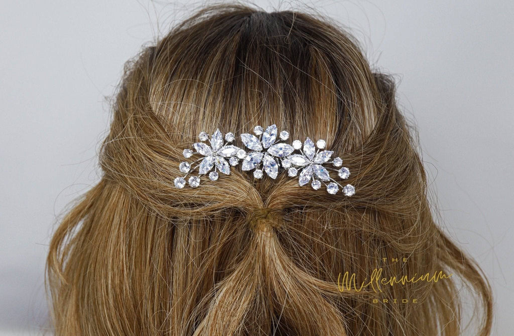 Cubic Zirconia, Diamond Singing Flowers Vine Leaves Bridal Hair Comb, Bridal Hair Accessories, Wedding Hair Accessory, Bridal Hair Comb.
