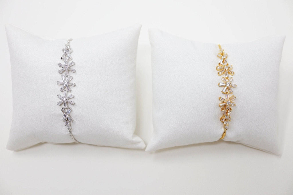 Cubic Zirconia Flower Diamond Drop Crystal Bracelet, Diamond Bracelet, Bridal Jewelry, Bridesmaid Gift, Statement Bracelet.
