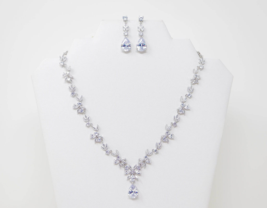 Swarovski Crystal Floral Leaves Diamond/Crystal Necklace, Bridal Necklace Set, Bridal Jewelry, Statement Necklace
