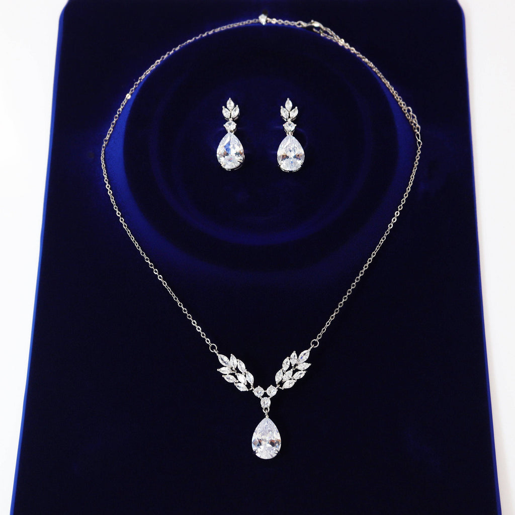 Swarovski Crystal Leaves drop Earrings, Bridal Jewelry, Bridal Earrings, Crystal Bridal Earrings, Statement Earrings Cz