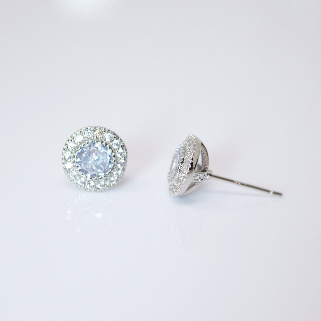Cubic Zirconia Silver Dainty Round stud Earrings, Bridal Jewelry, Bridal Stud Earrings, Crystal Bridal Earrings, Statement Earrings Cz