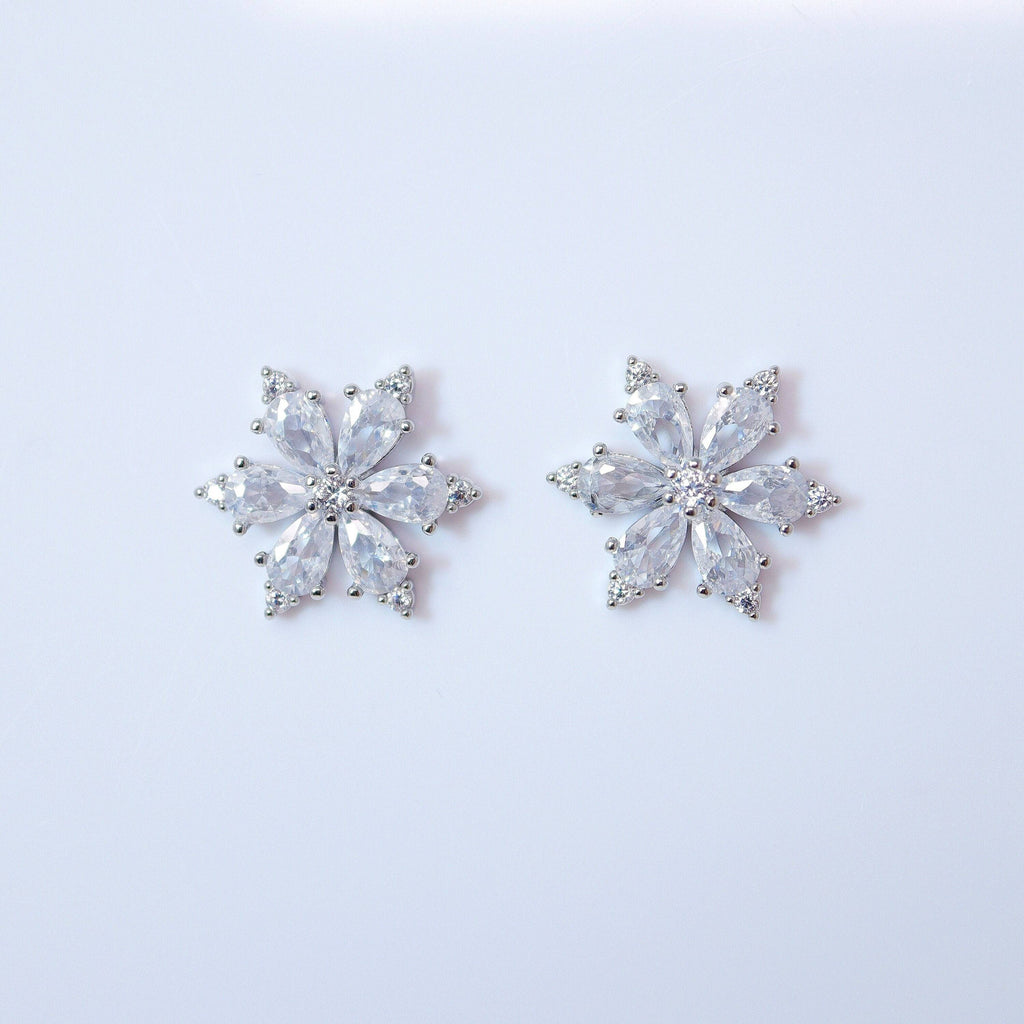 Swarovski Crystal Floral stud Earrings, Bridal Jewelry, Bridal Stud Earrings, Crystal Bridal Earrings, Statement Earrings Cz