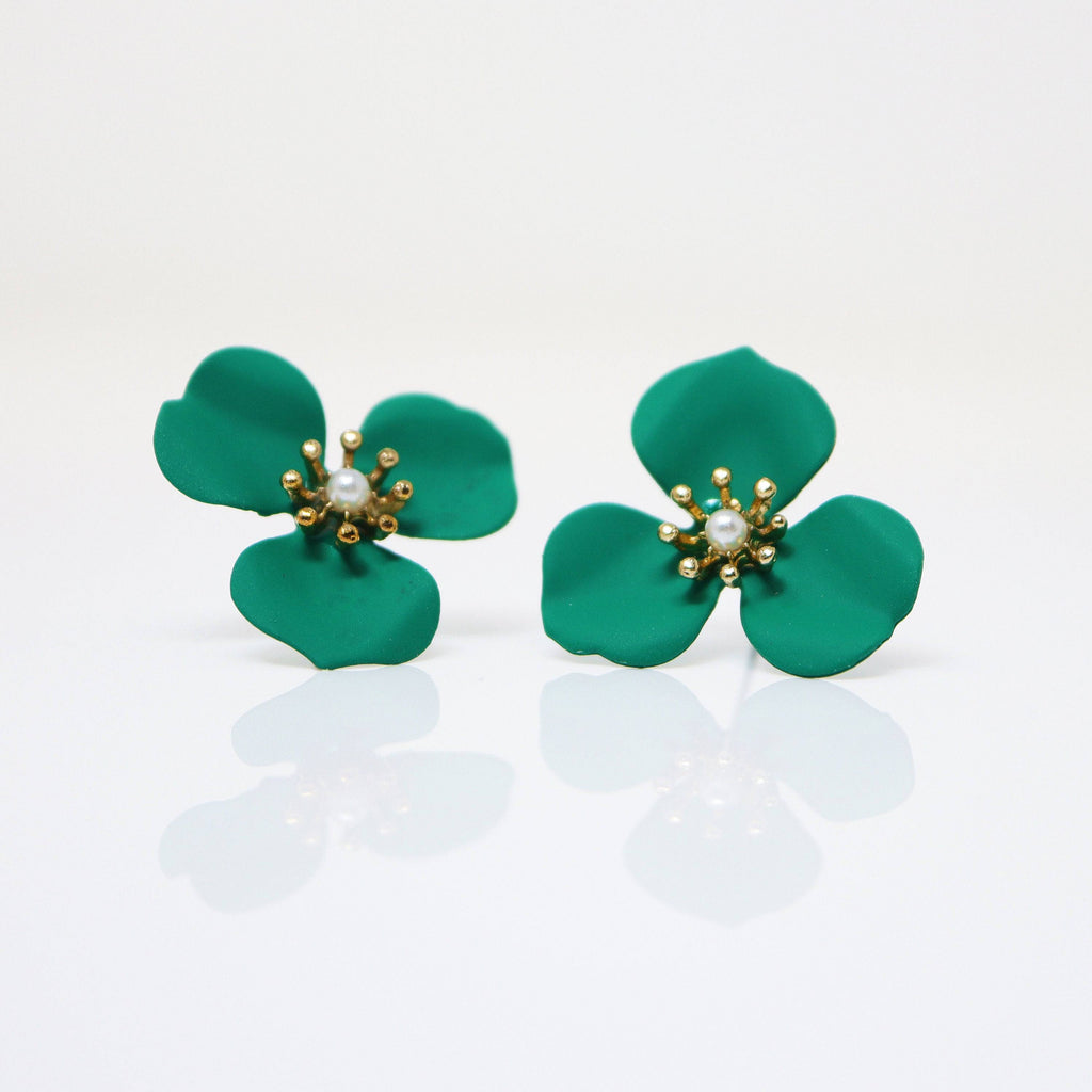 Three Petal Green Flower Pearl Earrings, Bridal Jewelry, Bridal Stud Earrings, Bridal Earrings, Statement Earrings, Bridesmaid Earring.