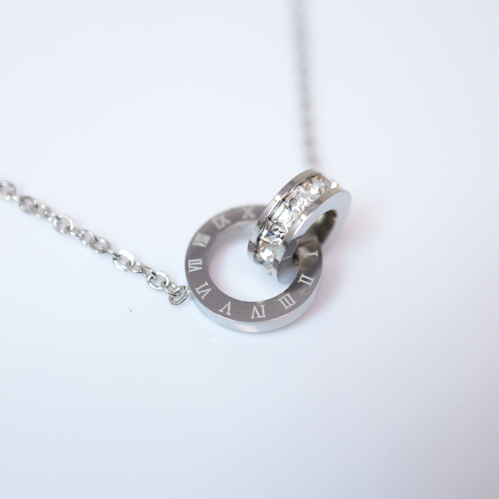 Eternity Roman Numerals Circle Necklace • Infinity Necklace • Minimalist • Linked Circles Necklace • Connected Circles • Interlocking Rings