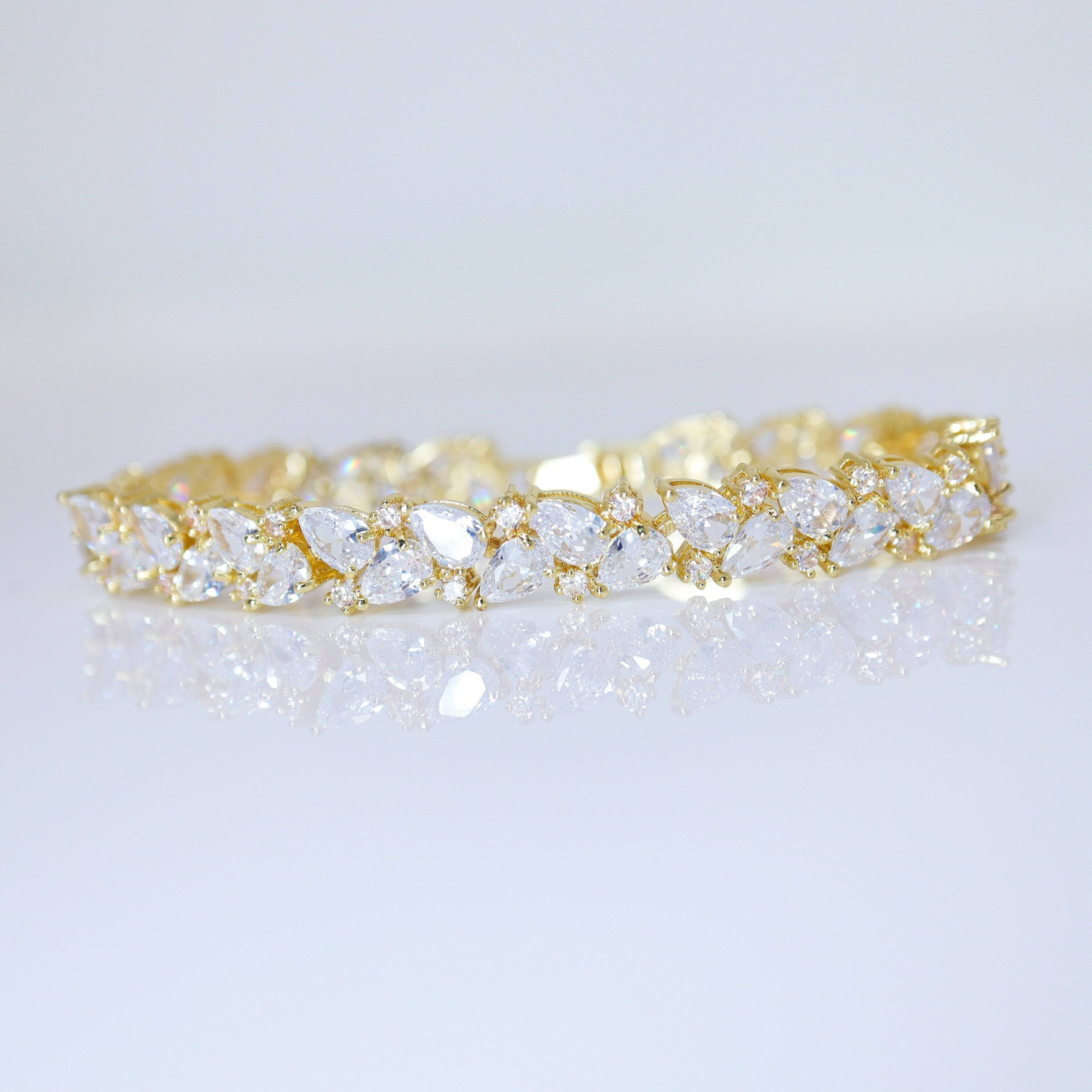 CZ Droplets Bracelet , Diamond Bracelet, Bracelet Femme, Wedding Bracelet, Bridesmaid Gift, Bride Bracelet, Bridal Bracelet.