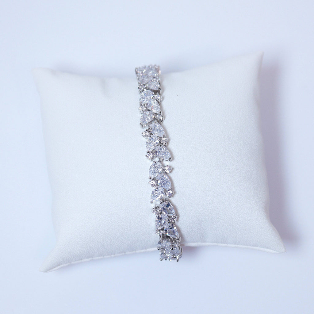 CZ Droplets Bracelet , Diamond Bracelet, Bracelet Femme, Wedding Bracelet, Bridesmaid Gift, Bride Bracelet, Bridal Bracelet.