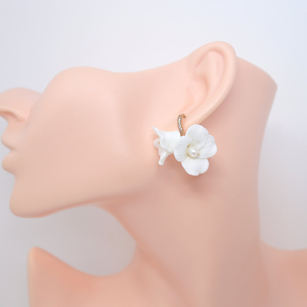 Freshwater Cultured Pearl Ceramic White Two Flower Hook Rhinestone Earrings, Long Bridal Earring, Pearl Bridal Earrings, Statement Earrings.