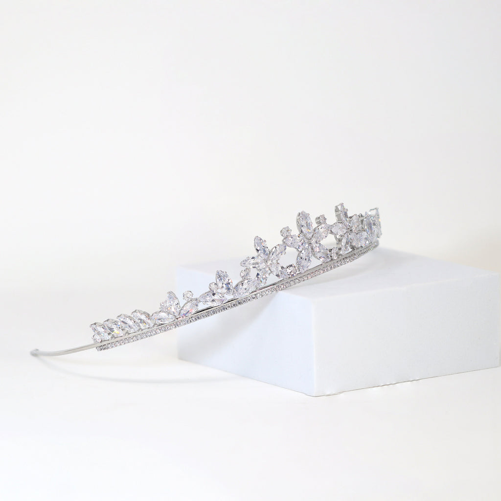 Swarovski wedding tiara, bridal crown tiara, Flower crystal wedding tiara, crystal bridal tiara, crystal wedding crown, tiara bride