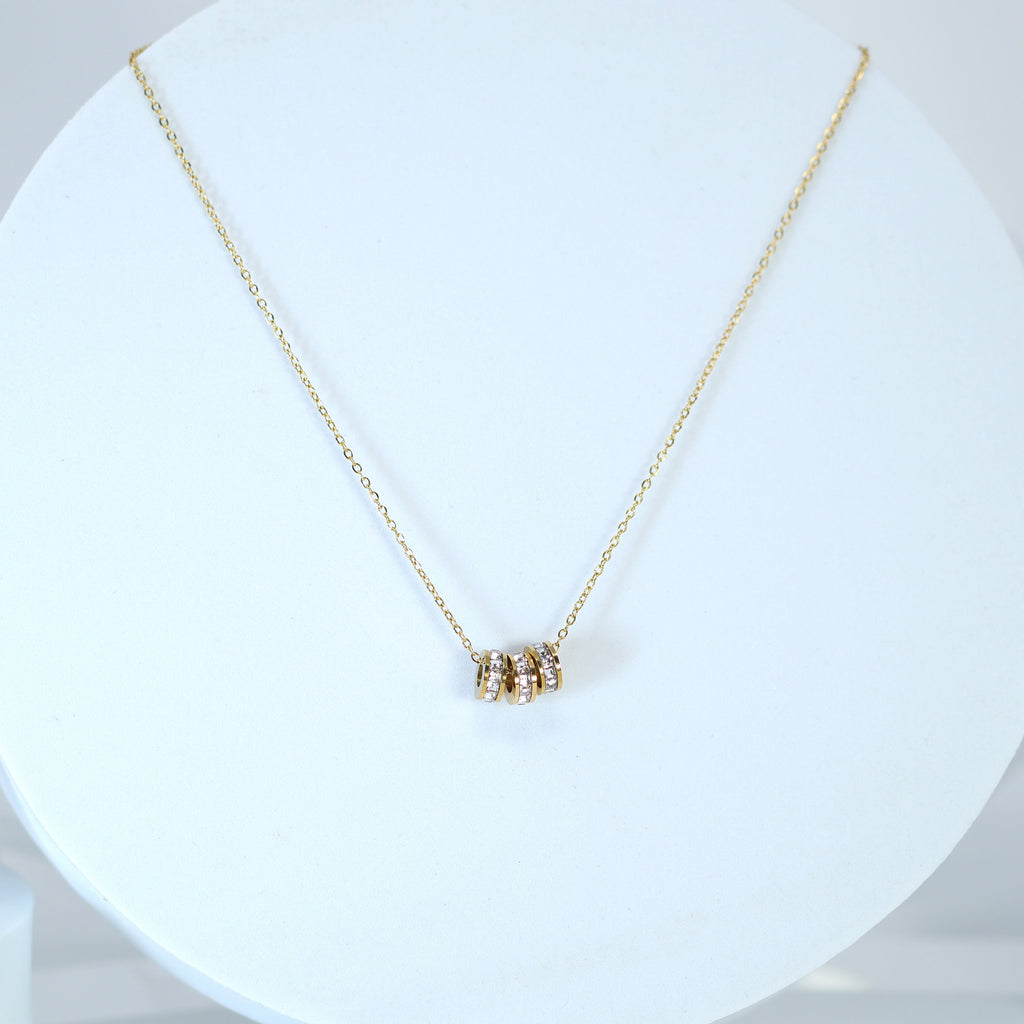Eternity 3 Circle Necklace • Infinity Necklace • Minimalist Jewelry • Linked Circles Necklace • Connected Circles • Interlocking Rings