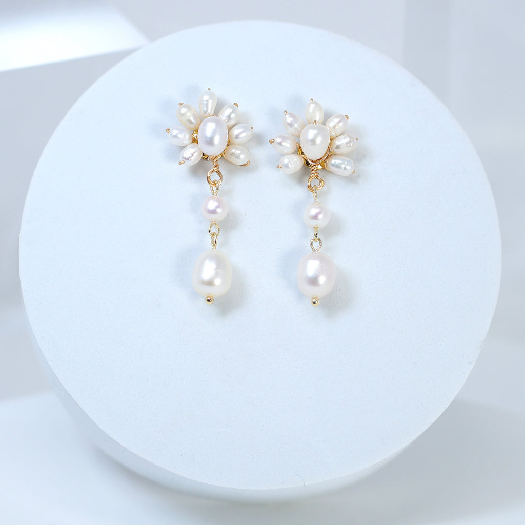 Natural Freshwater Pearl Flower Pearl Drop Earrings, Bridal Jewelry, Pearl Statement Earrings Cz