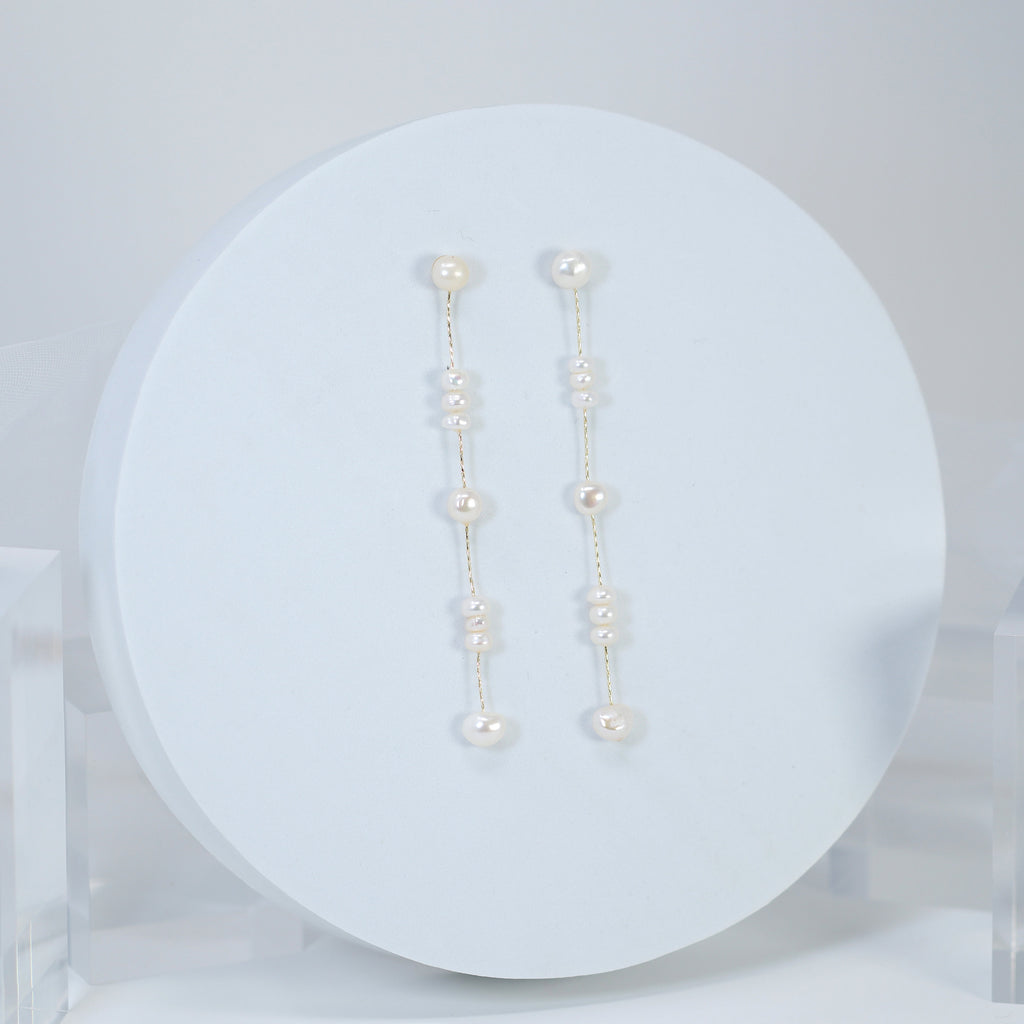 Freshwater Cultured pearl Bezel Earrings, Long Bridal Jewelry, Gold Pearl Bridal Earrings, Statement Dangle Earrings.