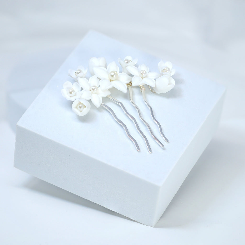 Ceramic White Lily flower Pearl Hair comb, Bridal Hair piece, Bridal Hair Accessories, Wedding Hair Accessory.