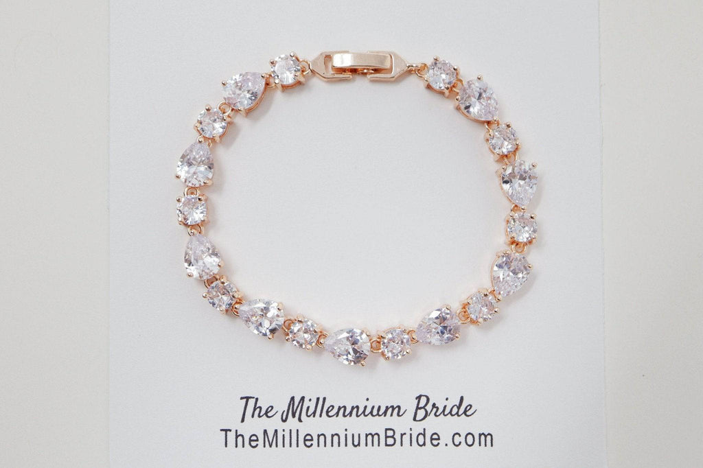 leave Drop Dainty Bracelet , Delicate Bracelet, Bracelet Femme, Wedding Bracelet, Bridesmaid Gift, Bride Bracelet, Bridal Bracelet.