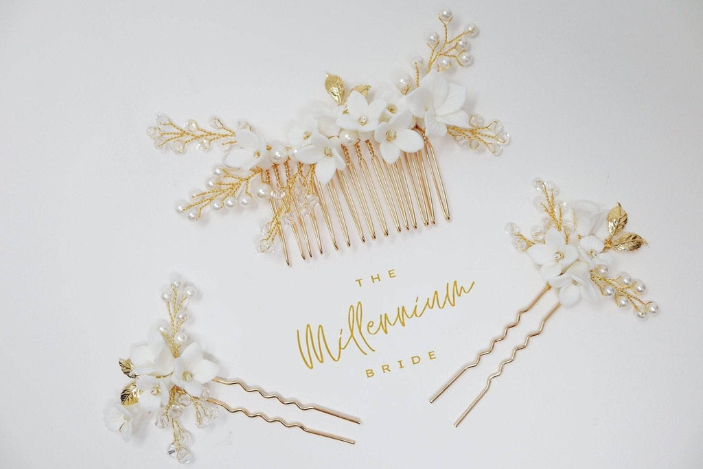 Swarovski Crystals Pearl Ceramic White flower Hair Comb Bridal Hair Accessories, Wedding Hair Accessory, Bridal Hair Comb And Pins Set.