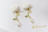 White Flower Baroque Pearl Earrings, Bridal Jewelry, Bridal Drop Earrings, Bridal Earrings, Statement Earrings, Bridesmaid Earring.